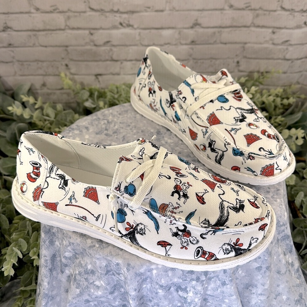 Dr. Seuss “Cat in the Hat” White Canvas Cartoon Print Sneakers WMS 9.5M🌟NWOT - Picture 9 of 9